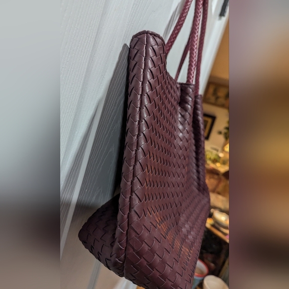 NWT Lulu Dharma Large Tote - Picture 11 of 15